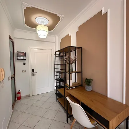 Stylish With Private Terrace - Side * Голем