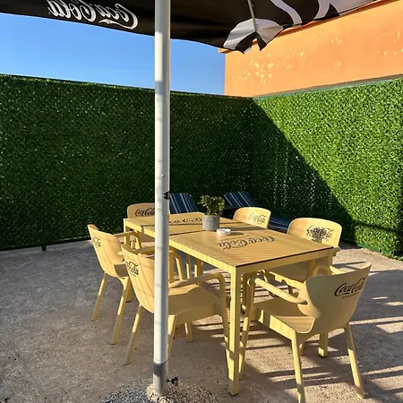 Stylish With Private Terrace - Side *